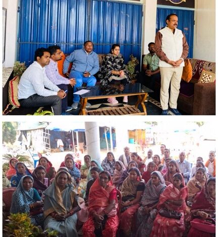 धान से आगे सोच : मखाना खेती से बदलेगी धमतरी की ग्रामीण महिलाओं की आर्थिक तस्वीर धान से आगे सोच : मखाना खेती से बदलेगी धमतरी की ग्रामीण महिलाओं की आर्थिक तस्वीर