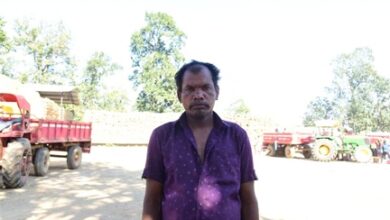 धान खरीदी केंद्र बम्हनी की व्यवस्था से संतुष्ट दिखे : किसान दिलीप कुमार नेताम धान खरीदी केंद्र बम्हनी की व्यवस्था से संतुष्ट दिखे : किसान दिलीप कुमार नेताम