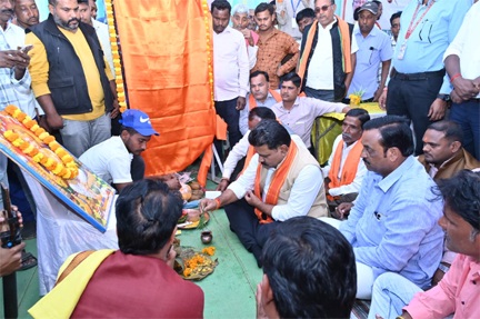 मुख्यमंत्री विष्णुदेव साय के नेतृत्व में ग्रामीण बुनियादी ढांचे को मिल रही मजबूती– उपमुख्यमंत्री विजय शर्मा