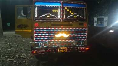 अवैध खनन और परिवहन पर जिला प्रशासन की सख्त कार्रवाई, 5 वाहन जब्त