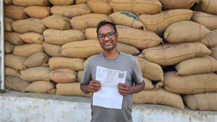 धान उपार्जन केंद्रों की पारदर्शी व्यवस्था से किसानों को राहत, डिजिटल टोकन प्रणाली से धान विक्रय हुआ आसान