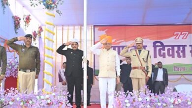कबीरधाम में उत्साह और उमंग के साथ मनाया गया 77 वां गणतंत्र दिवस