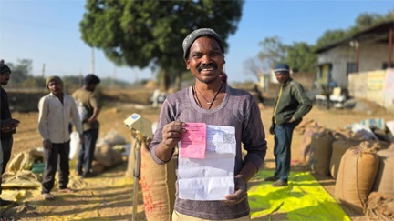 धान उपार्जन केन्द्रों की पारदर्शी व्यवस्था से किसानों को मिल रही सुविधा