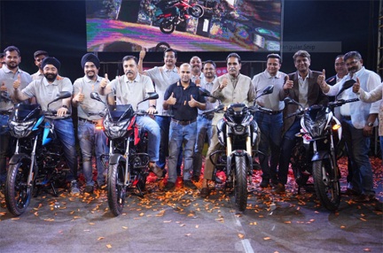 ऑटो एक्सपो में आज शाम रोमांच का तड़का, स्टंट शो के साथ बिखरेंगे देशभक्ति के रंग