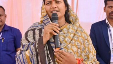 सड़कें बनेंगी विकास का आधार