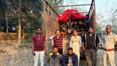 खैर लकड़ी की अंतर्राज्यीय तस्करी का भंडाफोड़