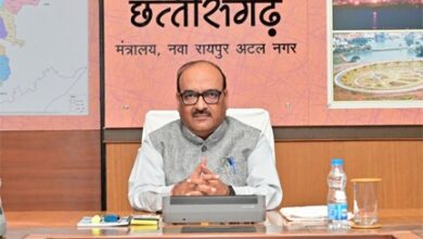 मुख्य सचिव ने मंत्रालय महानदी भवन में नवा अंजोर विजन@ 2047 मॉनिटरिंग पोर्टल की समीक्षा की