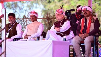 स्कूली बच्चों की प्रस्तुति से प्रभावित हुए केंद्रीय गृह मंत्री शाह , ताली बजाकर बढ़ाया उत्साह