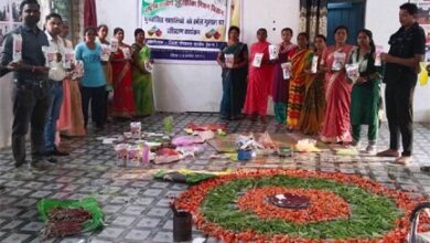 रंगों से बदलते जीवन के रंग