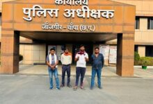 फर्जी पत्रकार बनकर पंचायत से वसूली का आरोप, सरपंच ने एसपी को सौपा ज्ञापन