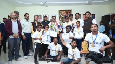 उप मुख्यमंत्री विजय शर्मा से उत्कृष्ट प्रदर्शन करने वाले खिलाड़ियों ने की सौजन्य मुलाकात