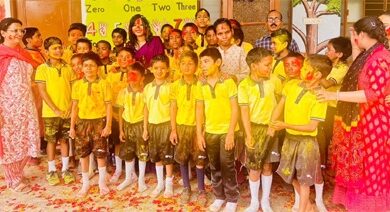 अर्पण पब्लिक स्कूल में मनाई गई हर्बल होली अर्पण पब्लिक स्कूल में मनाई गई हर्बल होली