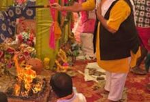 जोंक नदी के पावन तट पर महाशिवरात्रि महोत्सव का भव्य समापन, विधायक पुरंदर मिश्रा ने दी आहुति