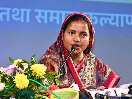 मंत्री लक्ष्मी राजवाड़े के प्रयासों से ग्रामीण संपर्क को नई रफ्तार : 5.10 किलोमीटर सड़क निर्माण को प्रशासनिक स्वीकृति मंत्री लक्ष्मी राजवाड़े के प्रयासों से ग्रामीण संपर्क को नई रफ्तार : 5.10 किलोमीटर सड़क निर्माण को प्रशासनिक स्वीकृति