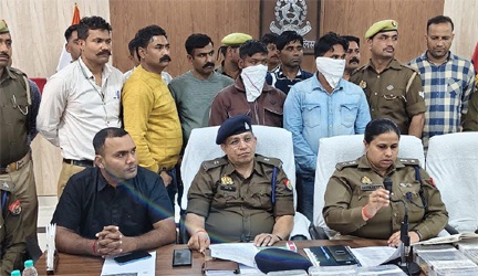 बिलासपुर लूट कांड का मिर्जापुर में खुलासा : पुलिस मुठभेड़ में 2 बदमाश घायल, 4 अंतरराज्यीय लुटेरे गिरफ्तार