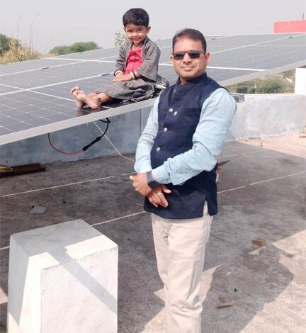 प्रधानमंत्री सूर्यघर मुफ्त बिजली योजना से रोशन हुआ मनोज साहू का घर