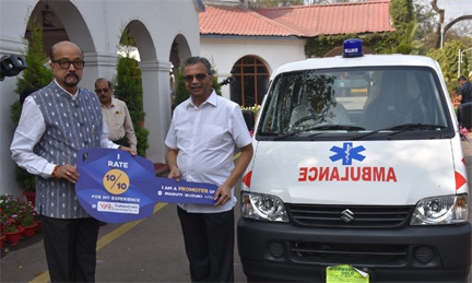 राज्यपाल डेका ने निरामय आरोग्य संस्थान को सौंपी एम्बुलेंस की चाबी राज्यपाल डेका ने निरामय आरोग्य संस्थान को सौंपी एम्बुलेंस की चाबी