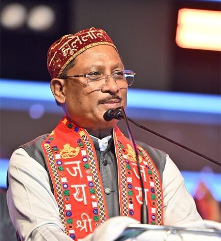 मुख्यमंत्री विष्णु देव साय छत्तीसगढ़ सिंधी सेवा महापंचायत द्वारा आयोजित ‘चन्ड्र जी रात, सिंधिन जो मेलो – आनंद मेलो’ में हुए शामिल