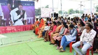 अंतर्राष्ट्रीय महिला दिवस पर ग्राम छतौना में वृहद महतारी वंदन सम्मेलन आयोजित