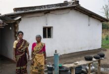 संघर्ष से सुकून तक: नल-जल योजना से बदली राधाबाई की जिंदगी संघर्ष से सुकून तक: नल-जल योजना से बदली राधाबाई की जिंदगी