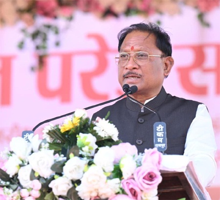 आधुनिक तकनीक के साथ संवेदनशीलता ही नई पुलिसिंग की पहचान है – मुख्यमंत्री आधुनिक तकनीक के साथ संवेदनशीलता ही नई पुलिसिंग की पहचान है – मुख्यमंत्री