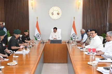 प्रदेशवासियों को भारतीय सेना की समृद्ध विरासत से परिचित कराना और प्रदेश के युवाओं को सेना में शामिल होने के लिए प्रेरित करना जरूरी : मुख्यमंत्री डॉ. यादव