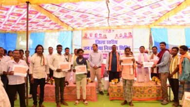 कोण्डागांव जिले में किसानों को मिल रही डिजिटल किसान किताब की सुविधा