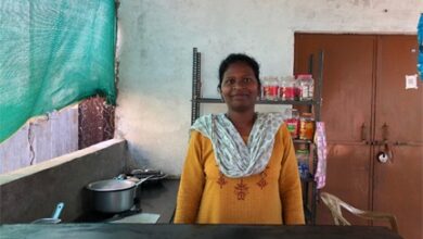 ग्रामीण आजीविका मिशन से जुड़कर रश्मि तिर्की बनीं ‘लखपति दीदी’, स्वरोजगार से सशक्त हो रही ग्रामीण महिलाएं