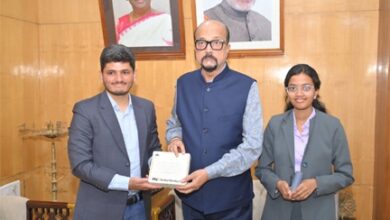 राज्यपाल डेका से यूनीसेफ के इमेजिन वेंचर के प्रथम भारतीय पुरस्कार विजेता ने की सौजन्य भेंट