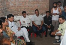 उद्योग मंत्री देवांगन ने शोकाकुल परिवार से मिलकर व्यक्त की गहरी संवेदना