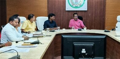 खरीफ तैयारियों की समीक्षा खाद-बीज की कालाबाजारी पर सख्त कार्रवाई के निर्देश