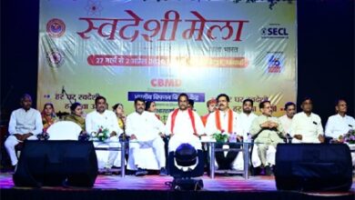 स्वदेशी अपनाने से मजबूत होगी देश की अर्थव्यवस्था– उप मुख्यमंत्री विजय शर्मा स्वदेशी अपनाने से मजबूत होगी देश की अर्थव्यवस्था– उप मुख्यमंत्री विजय शर्मा