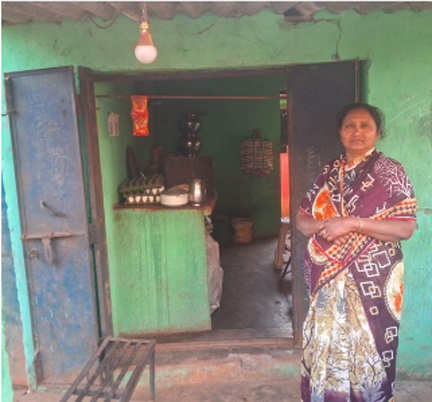 सक्षम योजना और आंगनबाड़ी कार्यकर्ता के मार्गदर्शन ने बदली रूपा की तकदीर सक्षम योजना और आंगनबाड़ी कार्यकर्ता के मार्गदर्शन ने बदली रूपा की तकदीर