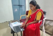 आधार से जुड़ी सेवाएं उपलब्ध करा आत्मनिर्भर बनी संगीता सिंह