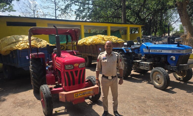 ग्राम आमाघाट में अवैध अफीम की खेती का भंडाफोड़ ग्राम आमाघाट में अवैध अफीम की खेती का भंडाफोड़