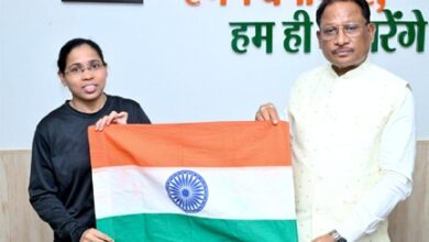 एवरेस्ट पर तिरंगा फहराने निकली छत्तीसगढ़ की बेटी, मुख्यमंत्री ने दी शुभकामनाएं