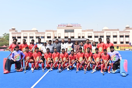 हॉकी में छत्तीसगढ़ को कांस्य पदक हॉकी में छत्तीसगढ़ को कांस्य पदक