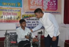 दिव्यांग श्यामसुंदर के जीवन में आई नई राह,कलेक्टर ने दिया ट्राइसाइकिल दिव्यांग श्यामसुंदर के जीवन में आई नई राह,कलेक्टर ने दिया ट्राइसाइकिल