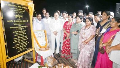 ट्रेफिक सिंग्नल में प्रतीक्षा करने वालों को अब तेज धूप व बारिश में नहीं होगी परेशानी चौक.चौराहों में बनेंगे प्रतीक्षा शेड