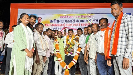 छत्तीसगढ़ सशस्त्र नक्सलवाद से मुक्ति पर उप मुख्यमंत्री विजय शर्मा का हुआ भव्य ऐतिहासिक अभिनंदन