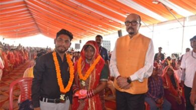 सामूहिक विवाह कार्यक्रम में शामिल हुए राज्यपाल
