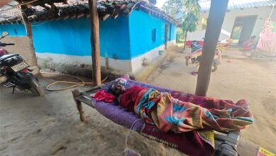 कैंसर पीड़ित महिला को जिला अस्पताल में कराया गया भर्ती, कलेक्टर ने बेहतर उपचार के दिए निर्देश