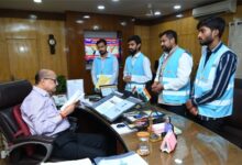 राज्यपाल डेका से फिल परमार्थ आश्रम के संस्थापक ने की भेंट