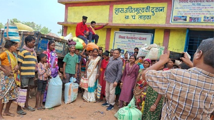 बीजापुर में विकास की नई दस्तक: नियद नेल्लानार , मनरेगा और प्रधान मंत्री आवास से बदल रही 224 गांवों की तस्वीर बीजापुर में विकास की नई दस्तक: नियद नेल्लानार , मनरेगा और प्रधान मंत्री आवास से बदल रही 224 गांवों की तस्वीर