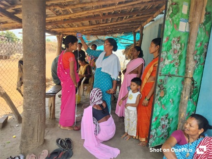 4.19 लाख से अधिक जांच, 4272 मरीजों को मिला विशेषज्ञ उपचार – मुख्यमंत्री स्वस्थ बस्तर अभियान से सुदूर अंचलों तक पहुंच रही सशक्त स्वास्थ्य सेवाएं