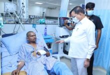 सिंघीतराई प्लांट हादसा: कैबिनेट मंत्री लखन देवांगन ने घायलों का जाना हालचाल, बेहतर उपचार के दिए निर्देश