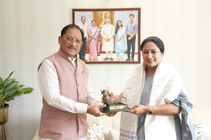 नई दिल्ली में मुख्यमंत्री विष्णु देव साय ने दिल्ली की मुख्यमंत्री रेखा गुप्ता से की सौजन्य भेंट नई दिल्ली में मुख्यमंत्री विष्णु देव साय ने दिल्ली की मुख्यमंत्री रेखा गुप्ता से की सौजन्य भेंट