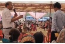 मंच से गूंजा कलेक्टर का संदेश, खाद की कालाबाजारी रोकने की दिलाई शपथ