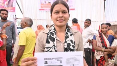 ’सुशासन तिहार’ : आवेदन के चंद घंटों में कौशिल्या को मिला आयुष्मान कार्ड, खिले चेहरे