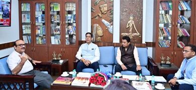 ’भारत सरकार के भूमि संसाधन सचिव ने छत्तीसगढ़ के मुख्य सचिव से की सौजन्य भेंट’